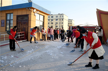 圖三：清除積雪.JPG