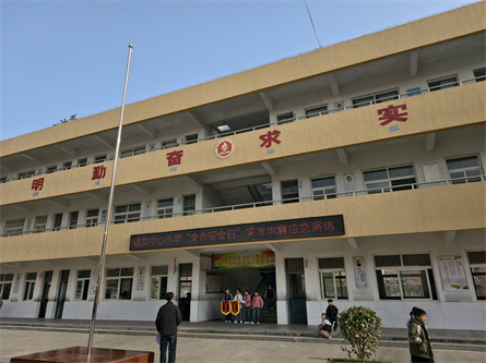 06.jpg
